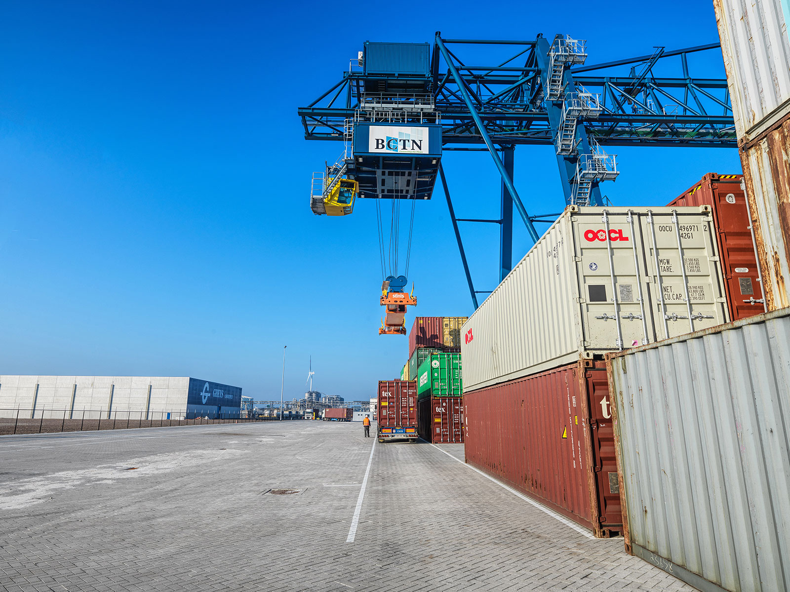 Inland container terminal